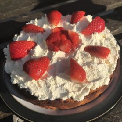 Strawberry cake